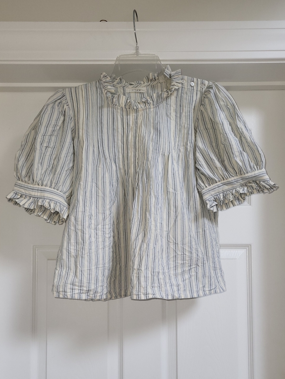 Doen Darien Top In Chambray Stripe - Blues & Natural - Pintucks Rickrack Ruffles